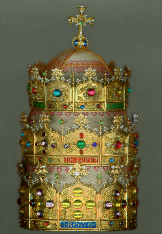 Heavenly Bodies Fashion and the Catholic Imagination, Volume 2_bron Google Books 